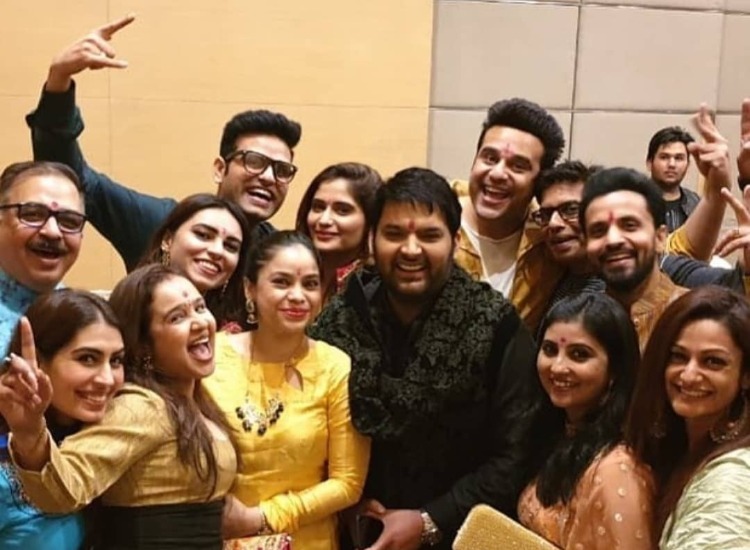 Inside pictures and videos of Kapil Sharma and Ginni Chatrath&rsquo;s Mehendi Ceremony