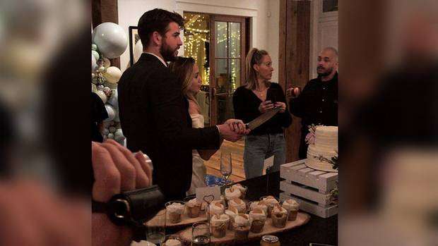 Miley Cyrus married to Liam Hemsworth? These pics of 'wedding ...