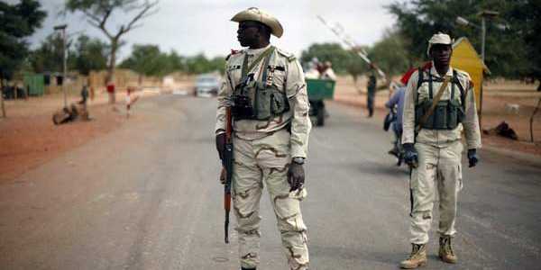 Attack on Mali village kills 37 in ethnic violence – India TV