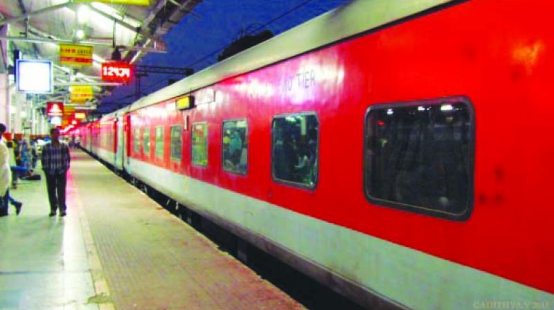 New Rajdhani Train On Delhi Mumbai Route Via Madhya Pradesh Soon Railway Minister India News India Tv