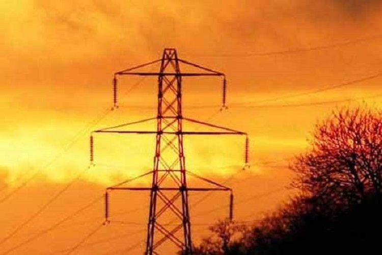 Discoms' outstanding dues to power generators rise 24% to Rs 39,498 cr