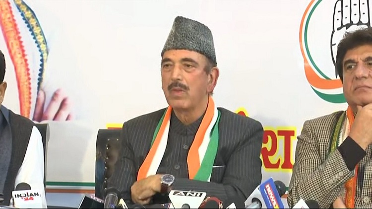 Ghulam Nabi Azad holds&nbsp;meet with party leaders over SP-BSP alliance