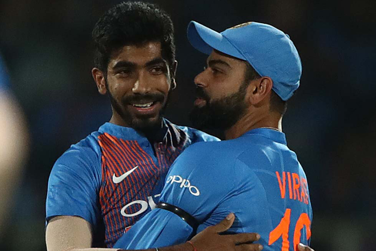 Watch Virat Kohli And Jasprit Bumrah Discuss Field Settings Twitter Smells A Conspiracy 