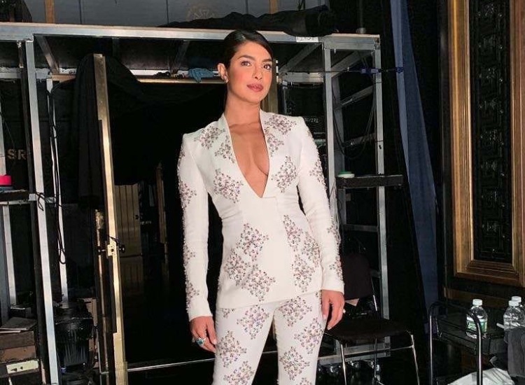 Priyanka Chopra receives adorable comment from Mama Jonas on her latest Instagram post