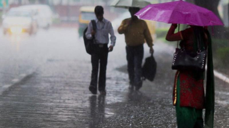 Rains lash parts of Delhi-NCR, air quality ‘very poor’ – India TV