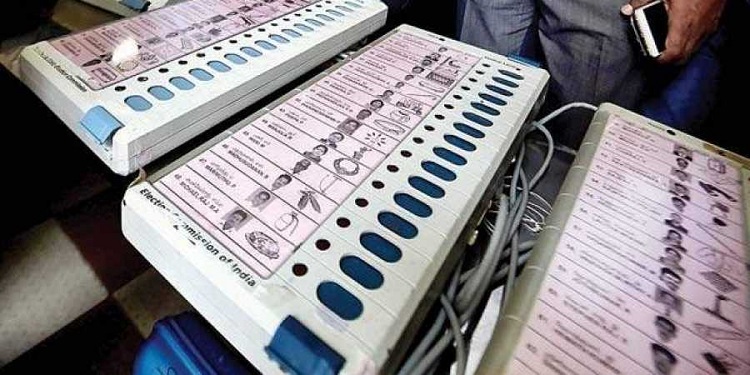 Lok Sabha Polls 2019: Vehicles carrying reserved EVMs, VVPATs to be fitted with GPS trackers