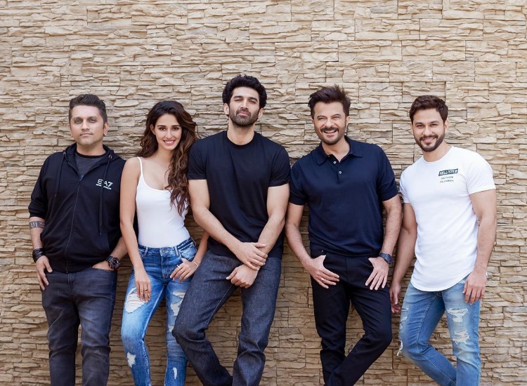 Aditya Roy Kapur, Disha Patani, Anil Kapoor to star in Mohit Suri’s Malang, first picture out