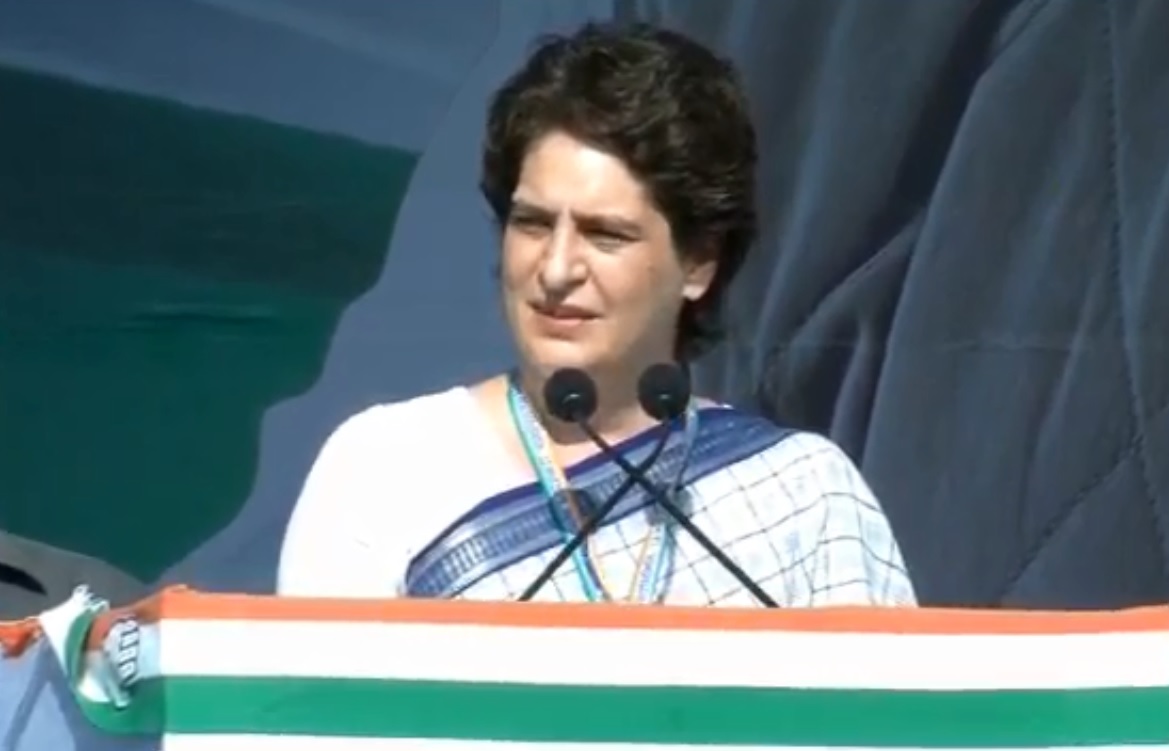 Priyanka Gandhi, in her first speech, asks where is promised money