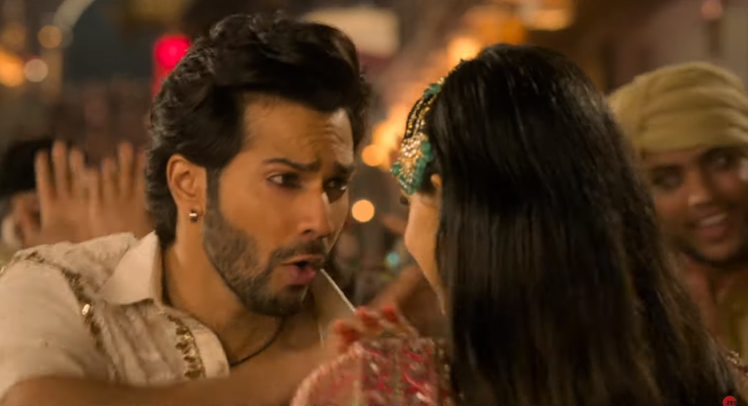 Kalank song First Class: Varun Dhawan grooves with Kiara Advani while ...