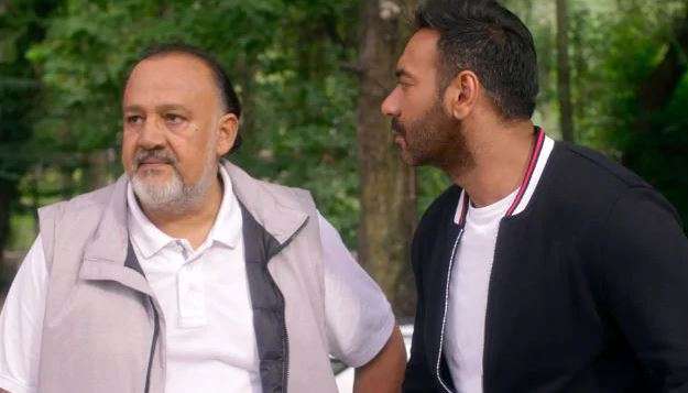 Here's what Ajay Devgn has to say on working with Alok Nath in De De Pyaar De