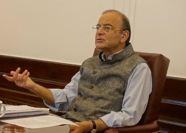 Time to stand with judiciary, says Arun Jaitley