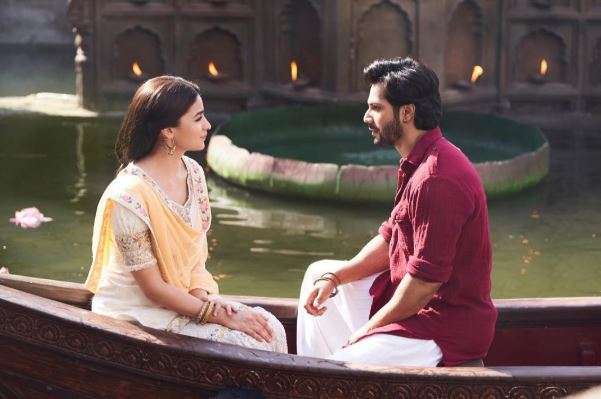 Kalank Box Office Day 2: Alia Bhatt, Varun Dhawan's biggest opener film witnesses major dip, earns Rs 10 crore