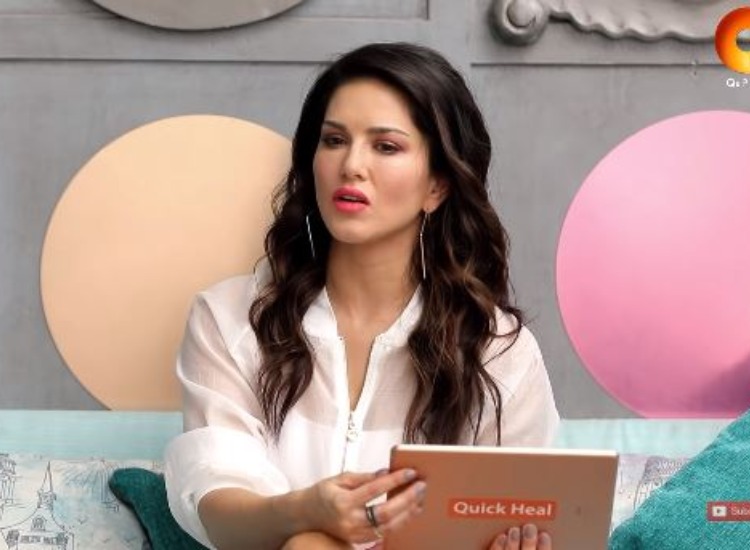 750px x 550px - Sunny Leone's befitting reply to troll who said her children will never  pick her family business as career | Celebrities News â€“ India TV