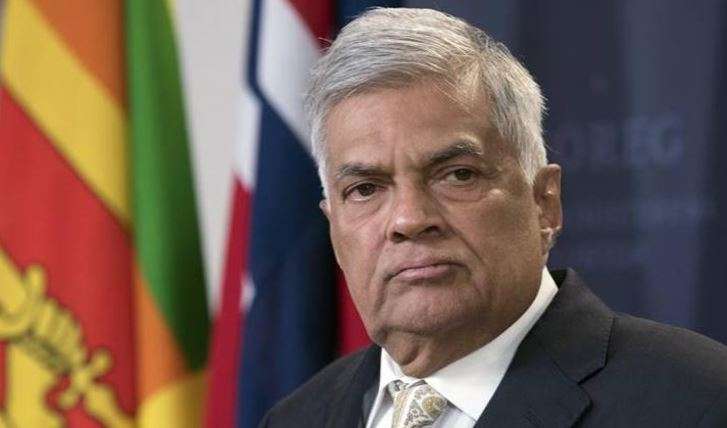 Sri Lanka PM apologises for failing to prevent Easter bombings