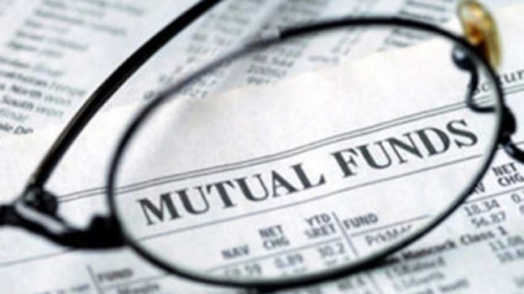 Planning to invest in mutual funds? Read this first to know of its risks, benefits, best time to invest