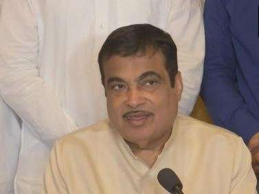 If Pakistan doesn't stop terrorism, we won't have any other option but to stop river water: Nitin Gadkari