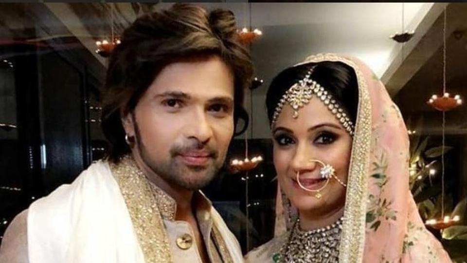 Himesh Reshammiya celebrates first wedding anniversary with wife Sonia Kapoor in Scotland, shares adorable pic