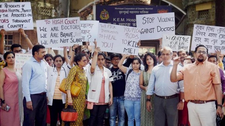 MHA issues advisory to West Bengal government on doctors' strike