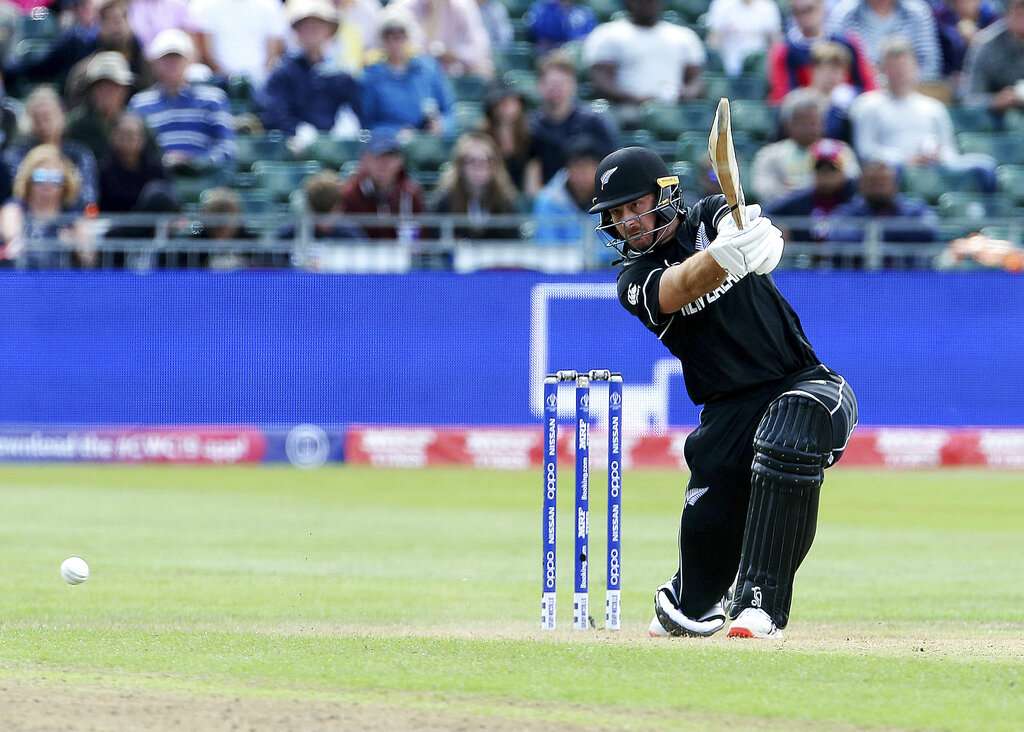 New Zealand batsman Martin Guptill has said that the big win against Sri Lanka has given the side the perfect momentum.