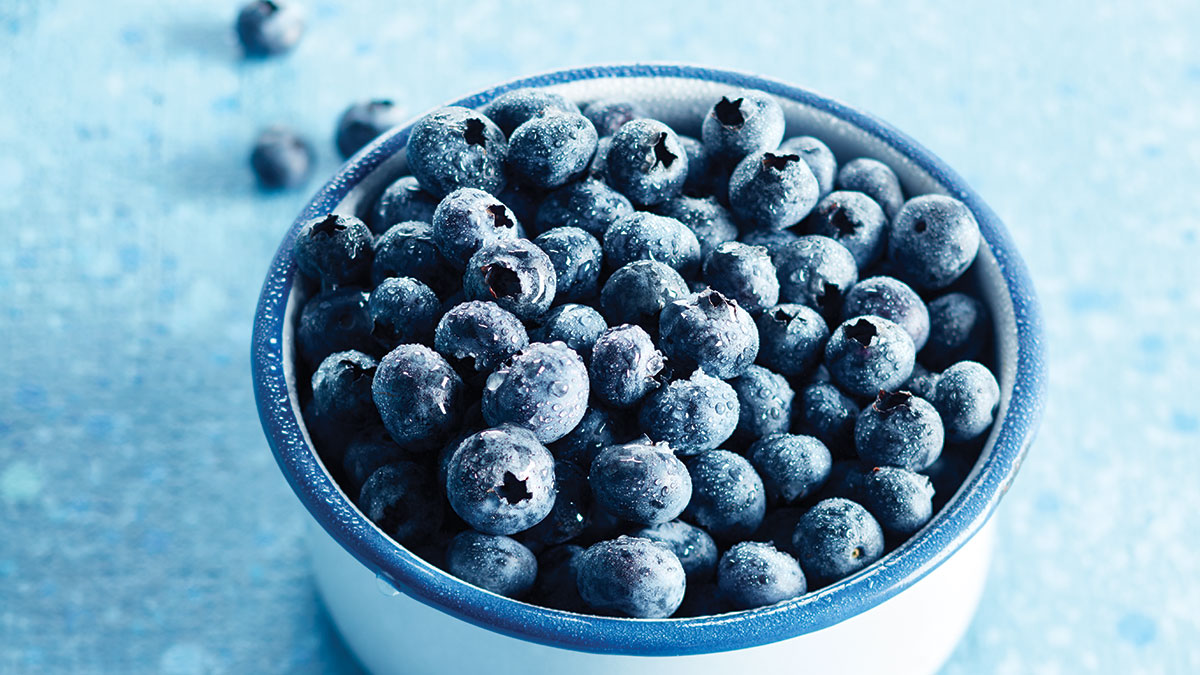 Eating blueberries can improve heart health