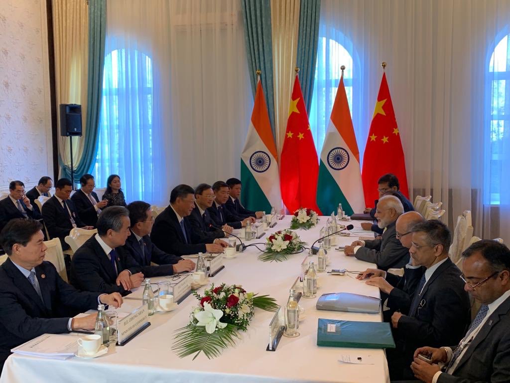 PM Modi meets Chinese President Xi Jinping on SCO Summit sidelines in ...