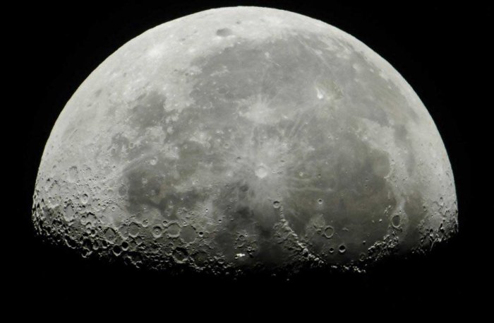 Moon's crust could be key in solving ancient mysteries of Sun, says NASA