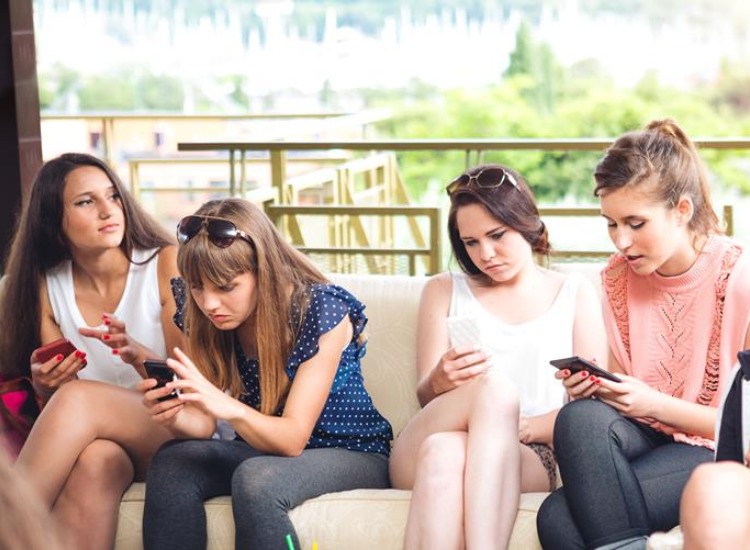 Beware! Looking down at your phone can give you horns, reveals latest