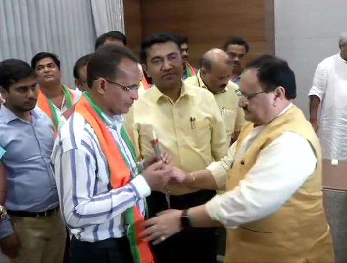 10 Congress MLAs from Goa join BJP in presence of party's working president JP Nadda