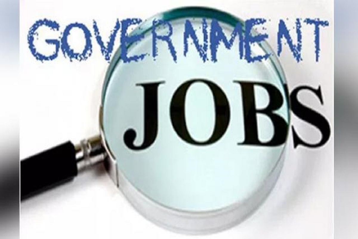 Apply for these government jobs that offer salary up to Rs 2,17,000 under  7th Pay Commission | Career News – India TV