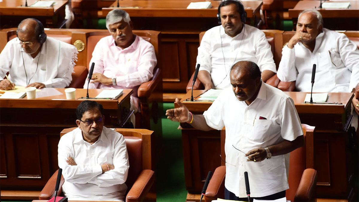 Karnataka political crisis: With 'lemon' and 'black magic' Kumaraswamy takes dig at BJP during trust vote debate