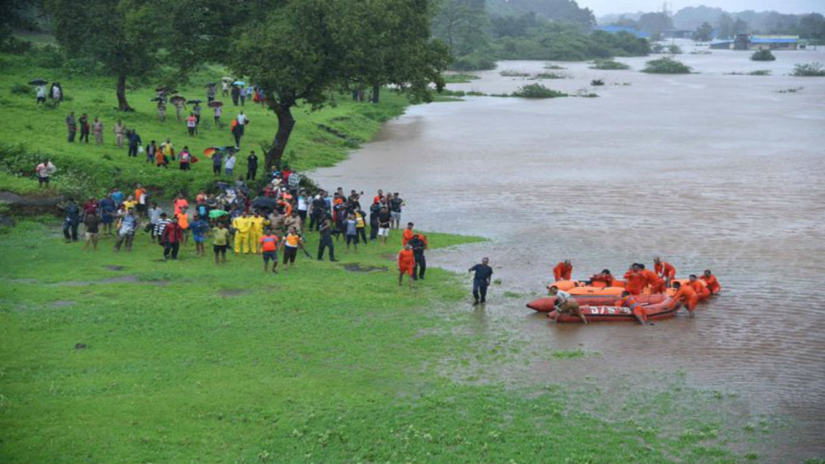 Mumbai Rains: Pregnant woman goes into labour in stranded Mahalaxmi Express