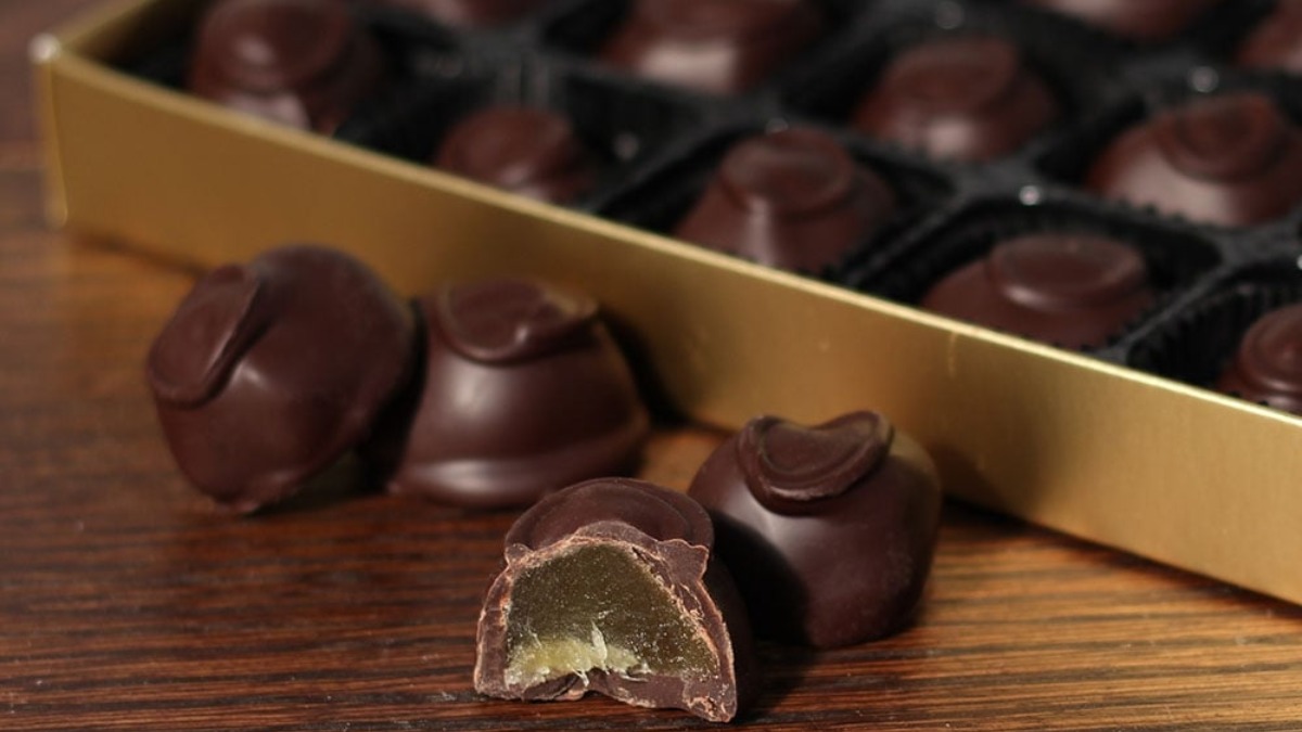 Here’s all you need to know about that dark chocolate bar before you ...