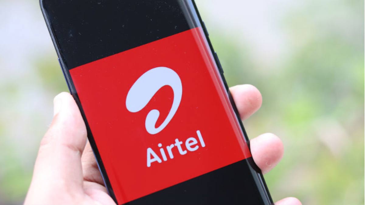 Airtel-Bharti AXA Life tie up for insurance with prepaid plan – India TV