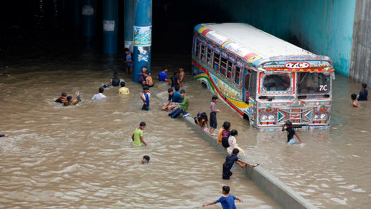 12 Killed In Karachi After Heavy Rains Lash Pakistan India Tv