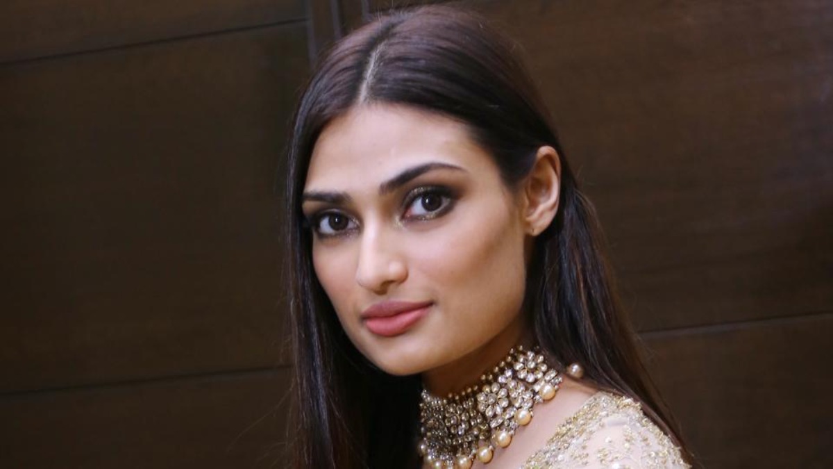 Athiya Shetty bonds with family over football World Cup