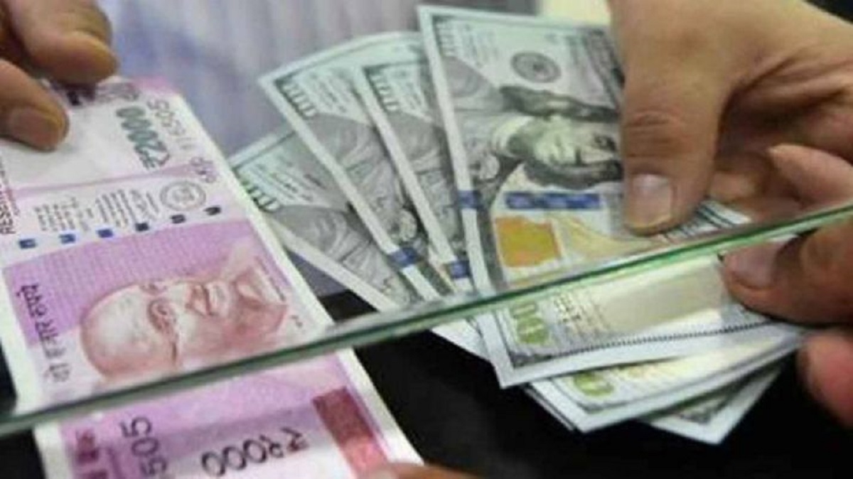 Rupee Gains 38 Paise To Close At 2 Week High Against Dollar Business News India Tv