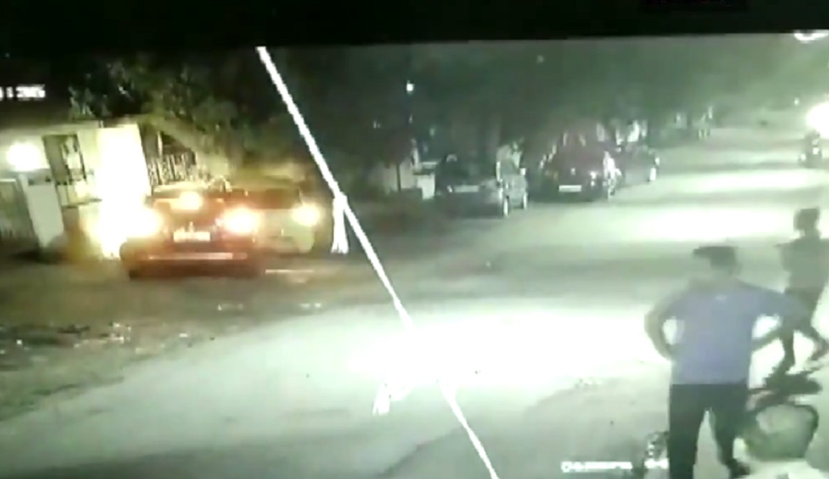 Watch Video | Woman driver in Pune repeatedly hits parked cars, CCTV ...