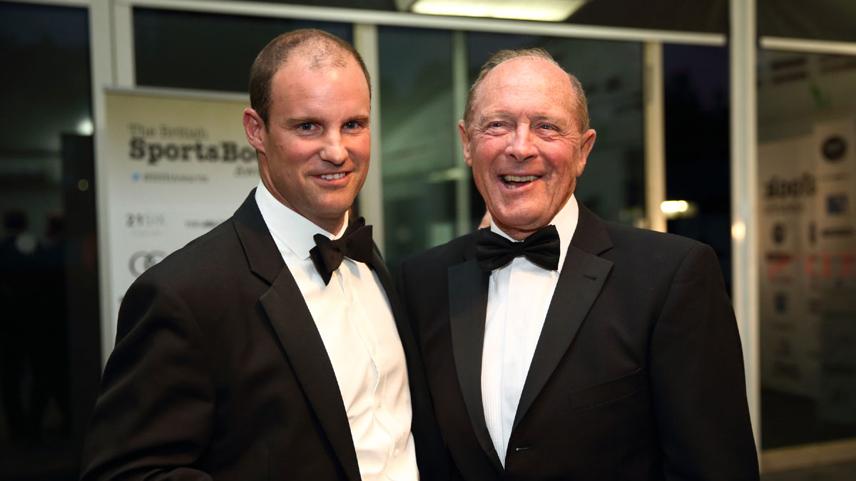 Former England captains Andrew Strauss and Geoffrey Boycott awarded knighthoods