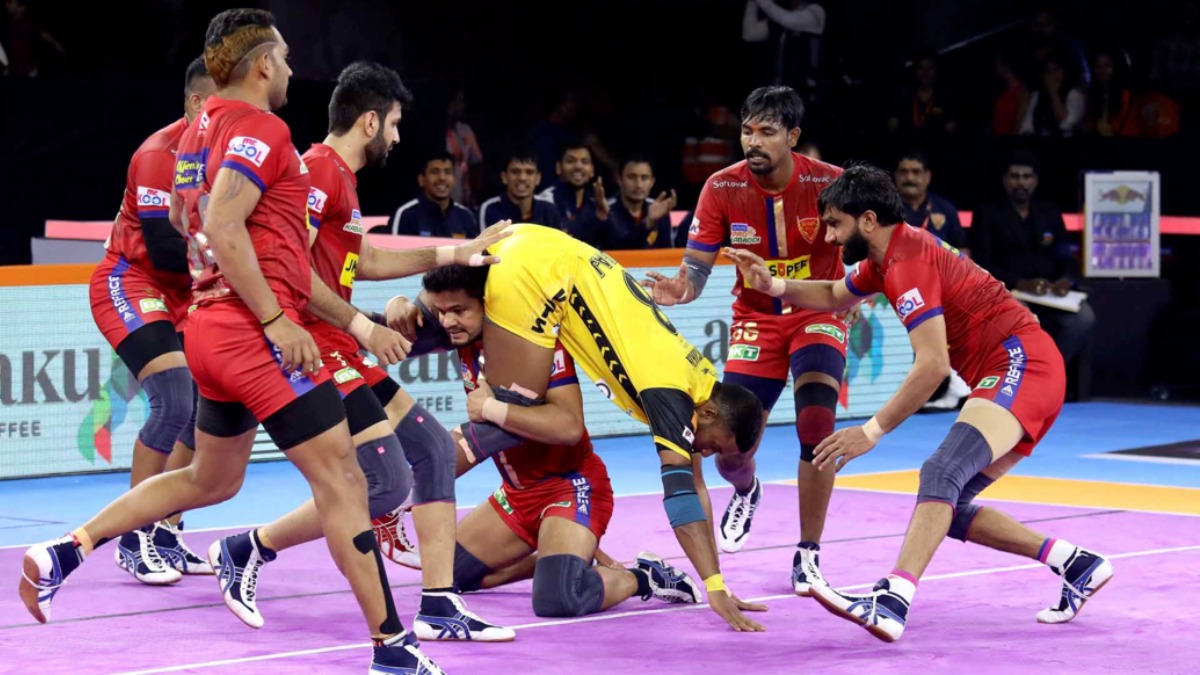 Pro Kabaddi League: Naveen Stars As Dabang Delhi Beat Telugu Titans ...