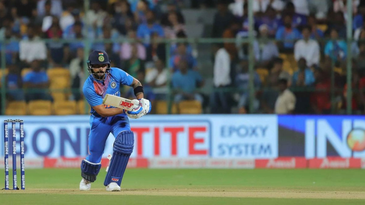 Virat Kohli receives one demerit point for shoulder tackle with Beuran Hendricks during 3rd T20I