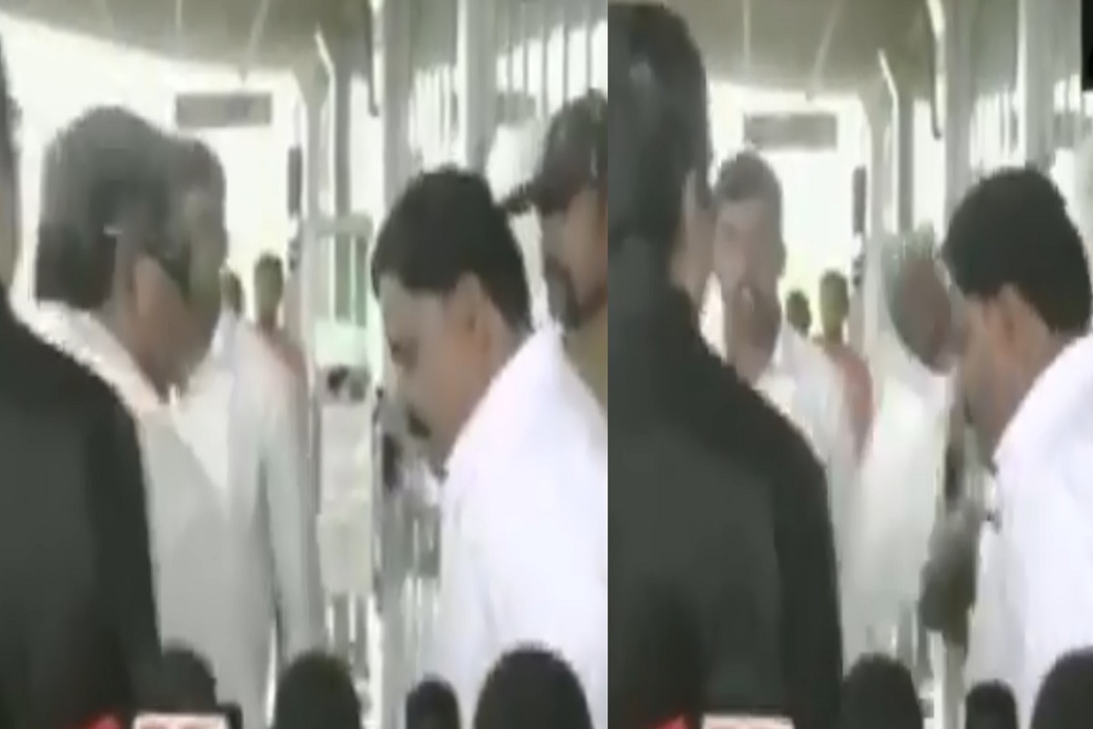 Congress' Siddaramaiah loses cool, slaps his aide outside Mysuru Airport | Watch