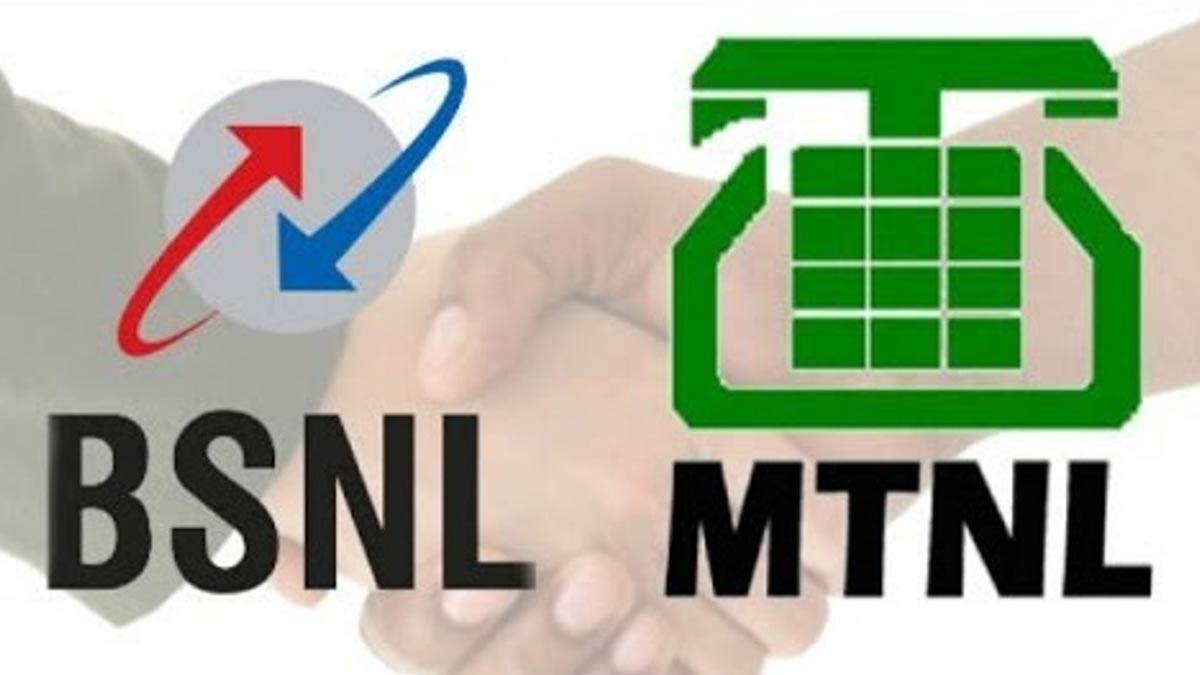 BSNL-MTNL merger a ploy to sell it cheap, says Rahul Gandhi