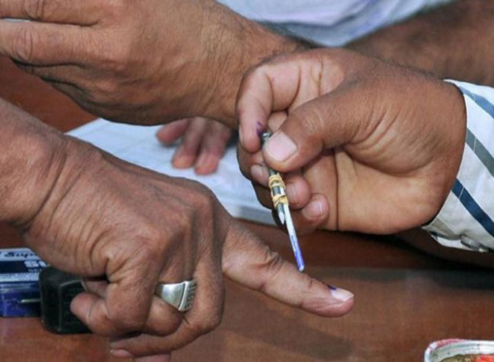 Voting begins for Maharashtra polls, BJP seeks 2nd straight term