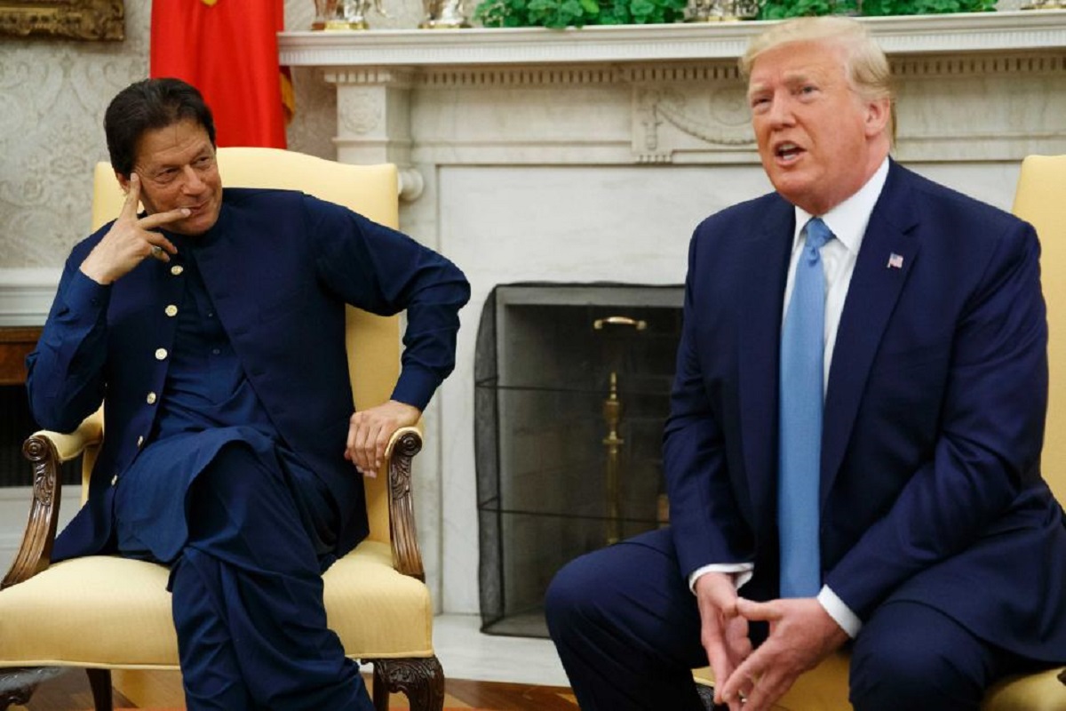 Imran Khan, Donald Trump discuss Kashmir in telephonic conversation