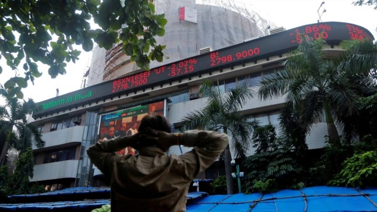 Sensex Hits Life Time High Of 40846 Nifty Reclaims 12000 Mark India Tv 