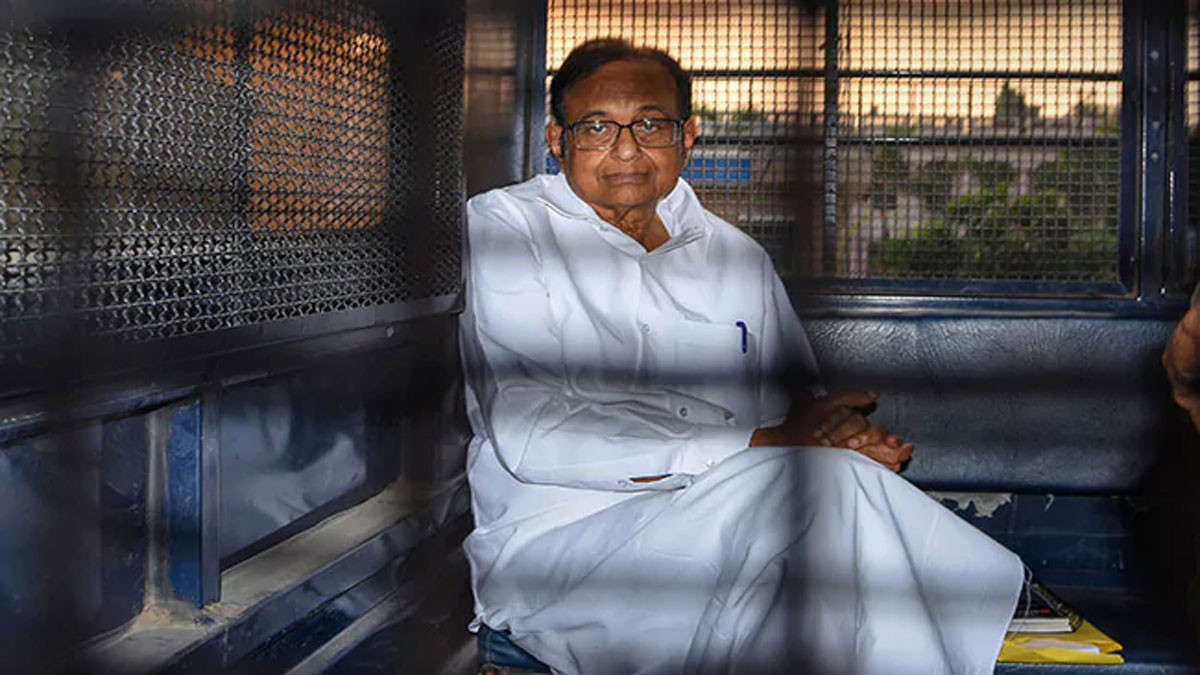 Shashi Tharoor, Karti Chidambaram visit Chidambaram in Tihar jail