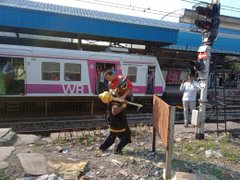 Western Railways hires personal 'Yamraj' to land trespassers to safety