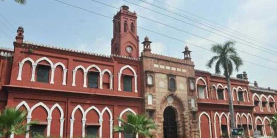 AMU students, teachers 'expel' Vice-Chancellor, Registrar