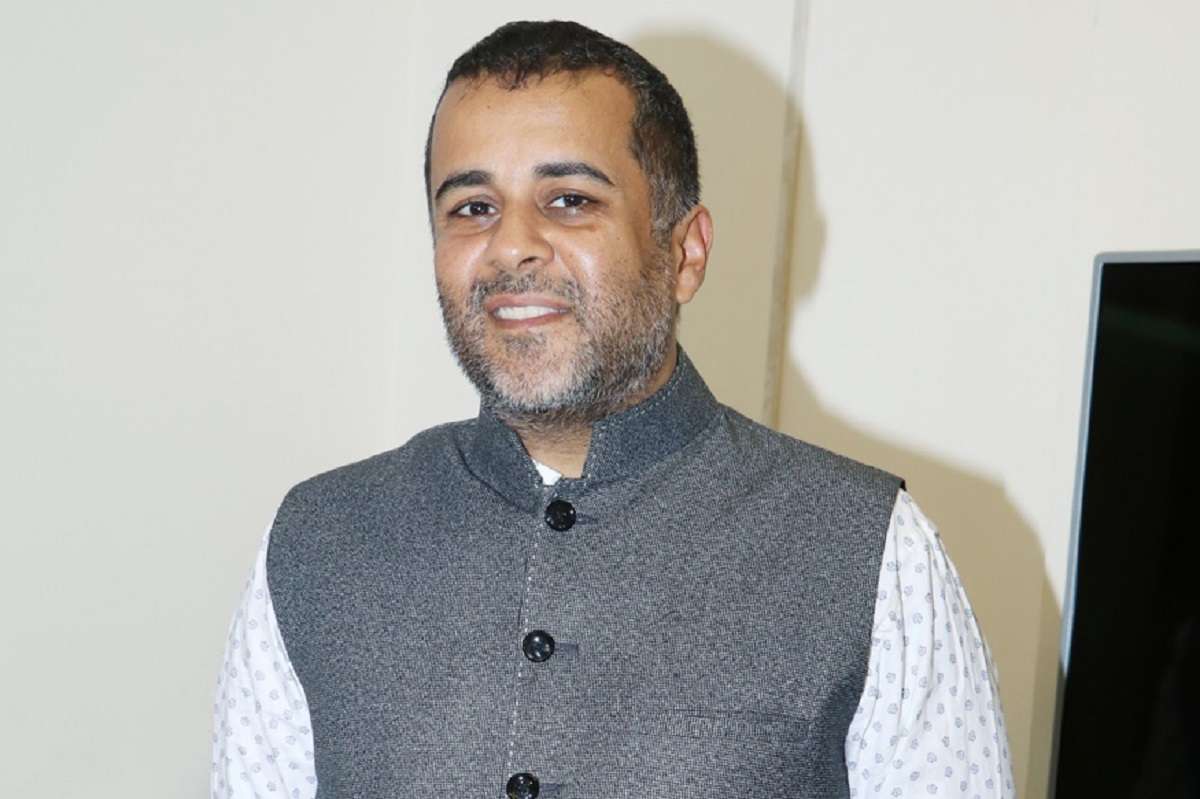 you-can-t-wish-away-200-million-muslims-chetan-bhagat-takes-a-stand-on