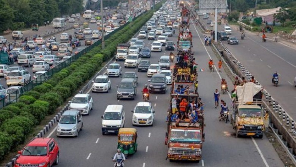 Traffic advisory issued in wake of CAB protests in Delhi; check routes ...